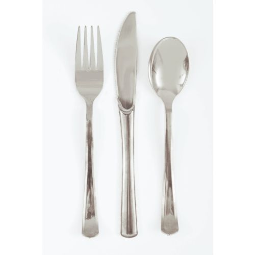 18 x Assorted Plastic Silver Cutlery 