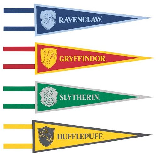 4 x Harry Potter Illustrated Fabric Pennants