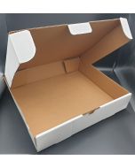 100 x White Corrugated Tray Bake Cake Boxes